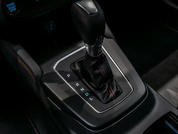Ford Focus Turnier 1.0 ST-Line X Autom. Kamera B&O