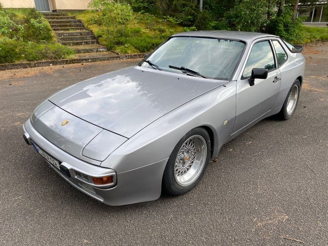 Porsche 944 Erste Serie