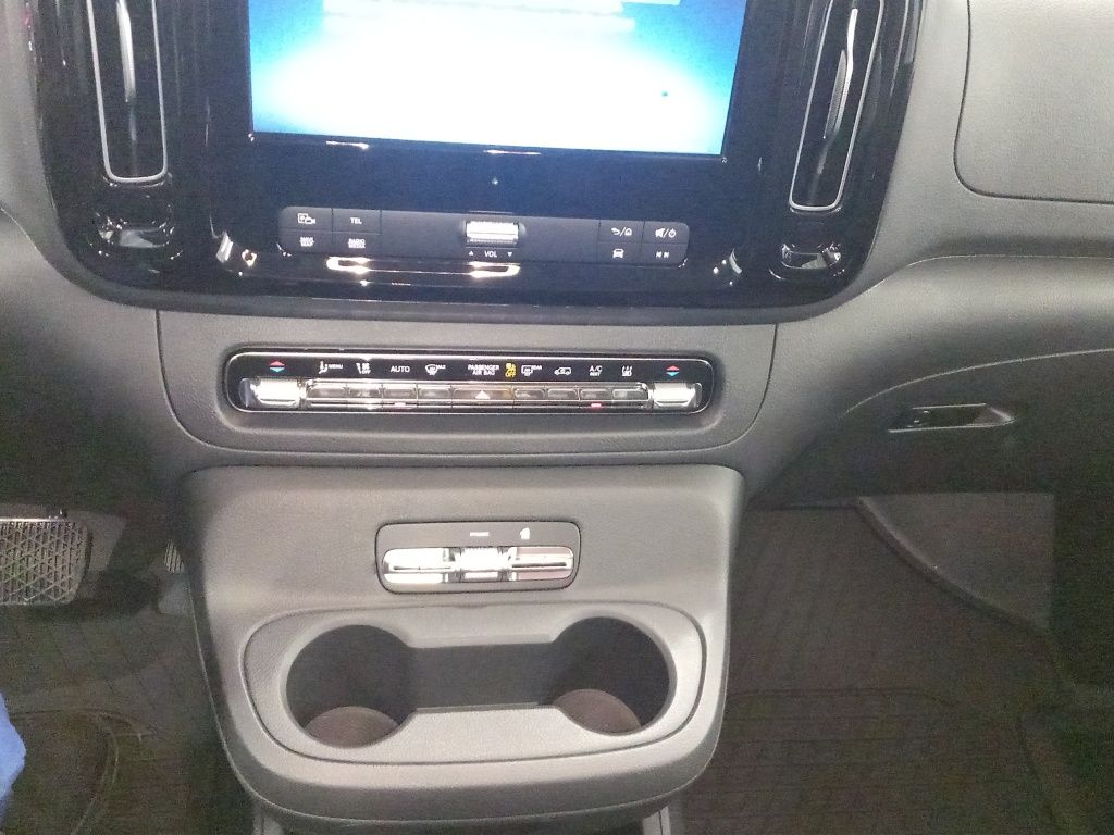 Fahrzeugabbildung Mercedes-Benz Vito 119 CDI 4x4 Mixto Lang AHK*Navi*Standh.*360