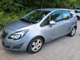 Opel Meriva B 1.4 Turbo  Gepflegter Famil... - Opel Meriva in Kiel