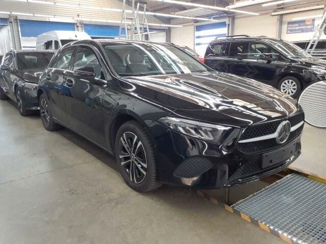 Fahrzeugabbildung Mercedes-Benz A 250 e R-Kamera+LED+TOTW+SHZ+DAB