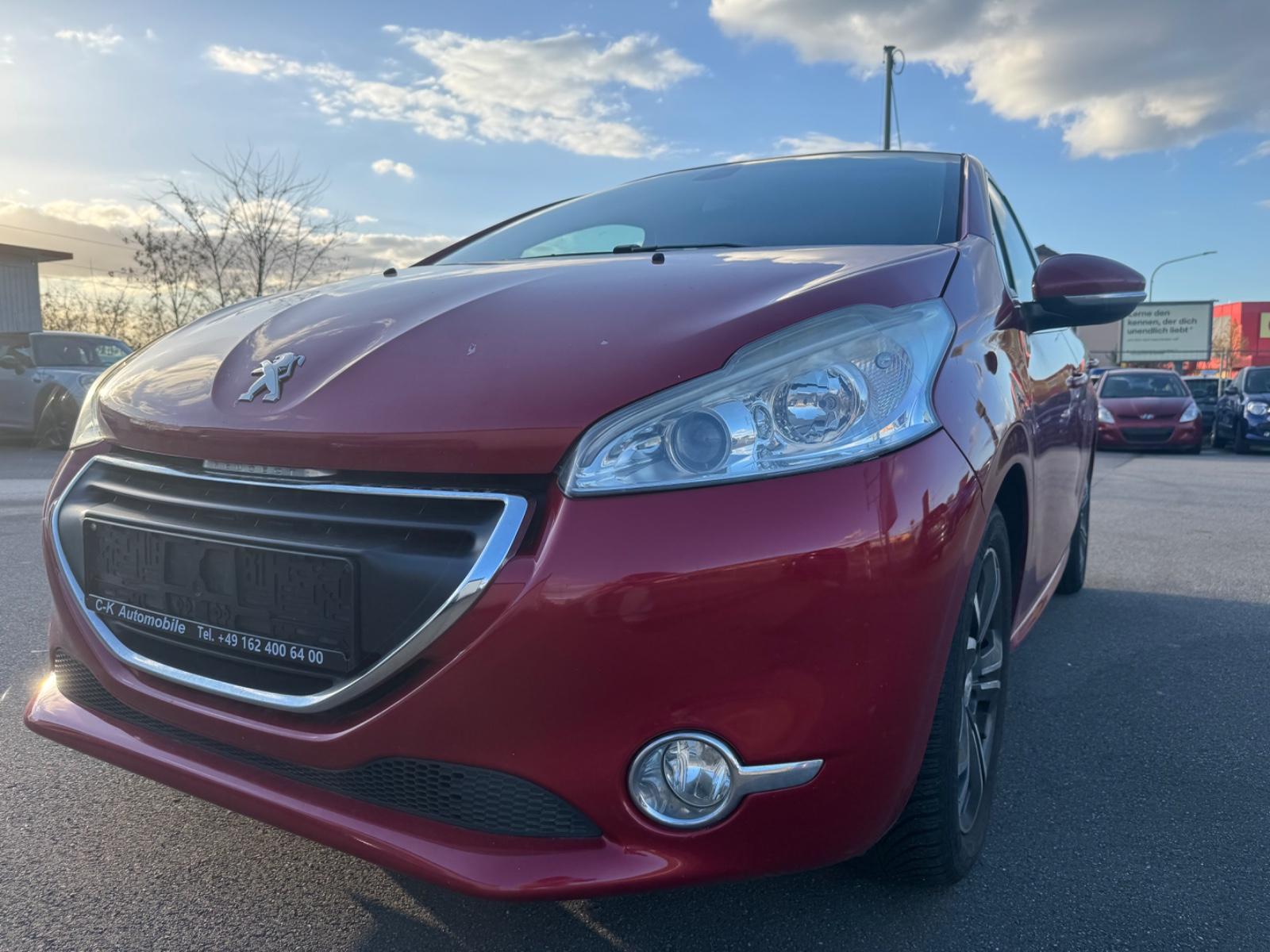 Peugeot 208 1.2 Allure 82 VTi