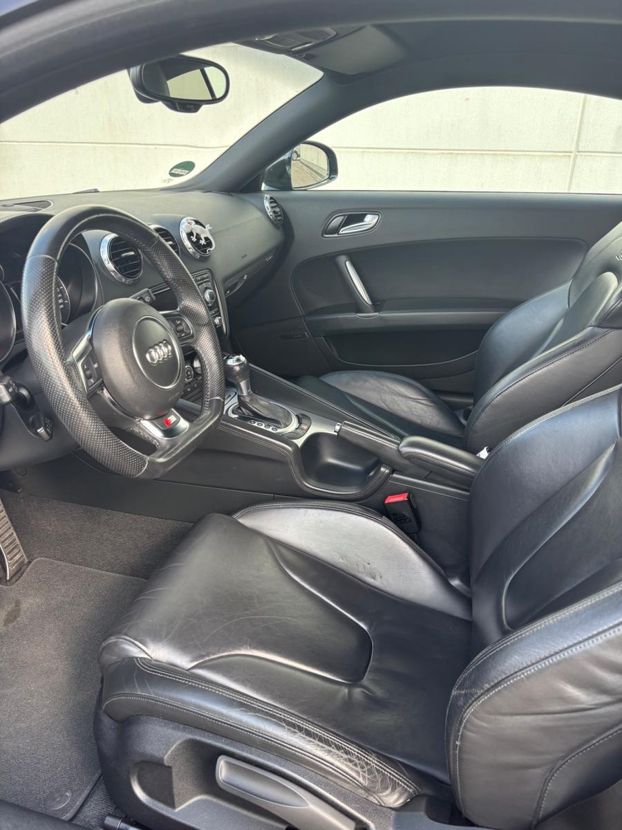 Audi TT Coupe 2.0 TDI S tronic quattro -