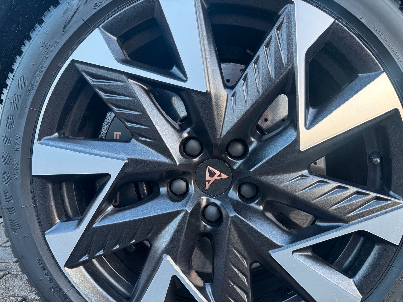 Fahrzeugabbildung CUPRA Formentor VZ 2.0 TSI 245 kW 4Drive