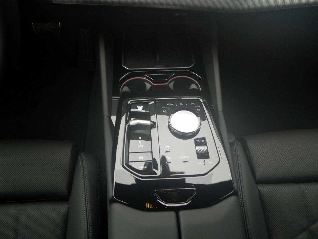 BMW 530 e Touring Sportpaket HUD AHK-klappbar AHK El