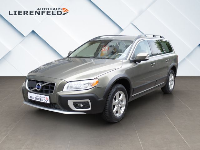 Volvo XC70 2.4D Momentum AWD nur 53 Tkm