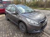 Peugeot 2008 Active Euro6/Klima/SHZ/PDC - Peugeot 2008 mit Benzin-Antrieb: Kleinwagen, Schaltgetriebe