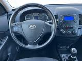 Hyundai i30 cw FIFA WM Edition Klimaanlage - Hyundai i30: Fifa Wm Edition