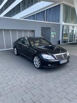 Mercedes-Benz Mercedes S500 4Matic W221 | Designo | AMG Paket  - Mercedes-Benz S 500 in Stuttgart