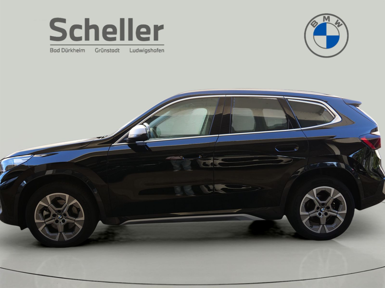 BMW X1 sDrive20i xLine DAB LED Komfortzg. Shz foto 4