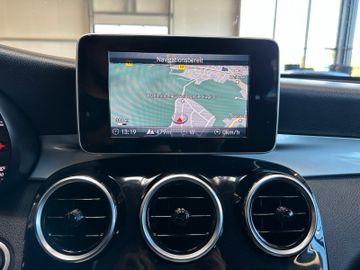 MYAUTOCENTER – Gebraucht- und Jahreswagen mit Werkstattservice in Pfaffenhofen Mercedes-Benz GLC *TÜVSERVICE NEU*TEMPO*AHK*SitzHZ*NAV*PDC*