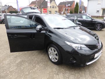 Toyota Auris  1.3 Dual-VVT-i Cool