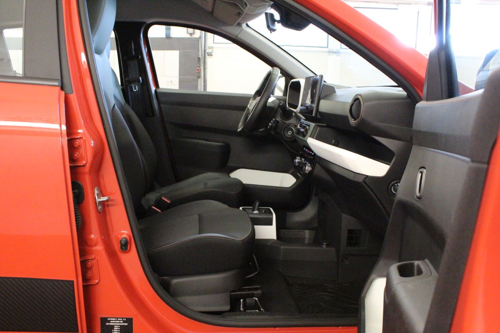 Fahrzeugabbildung Dacia Spring electric 100 Extreme