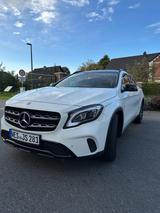 Mercedes-Benz GLA 250 4MATIC DCT - *Night Paket* - gebrauchte Mercedes-Benz GLA 250 aus dem Jahr 2017