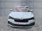 Skoda Superb Combi SCOUT 2.0 TDI 4x4 DSG LED+AHK+PANO - Skoda Superb mit Diesel-Antrieb: Scout