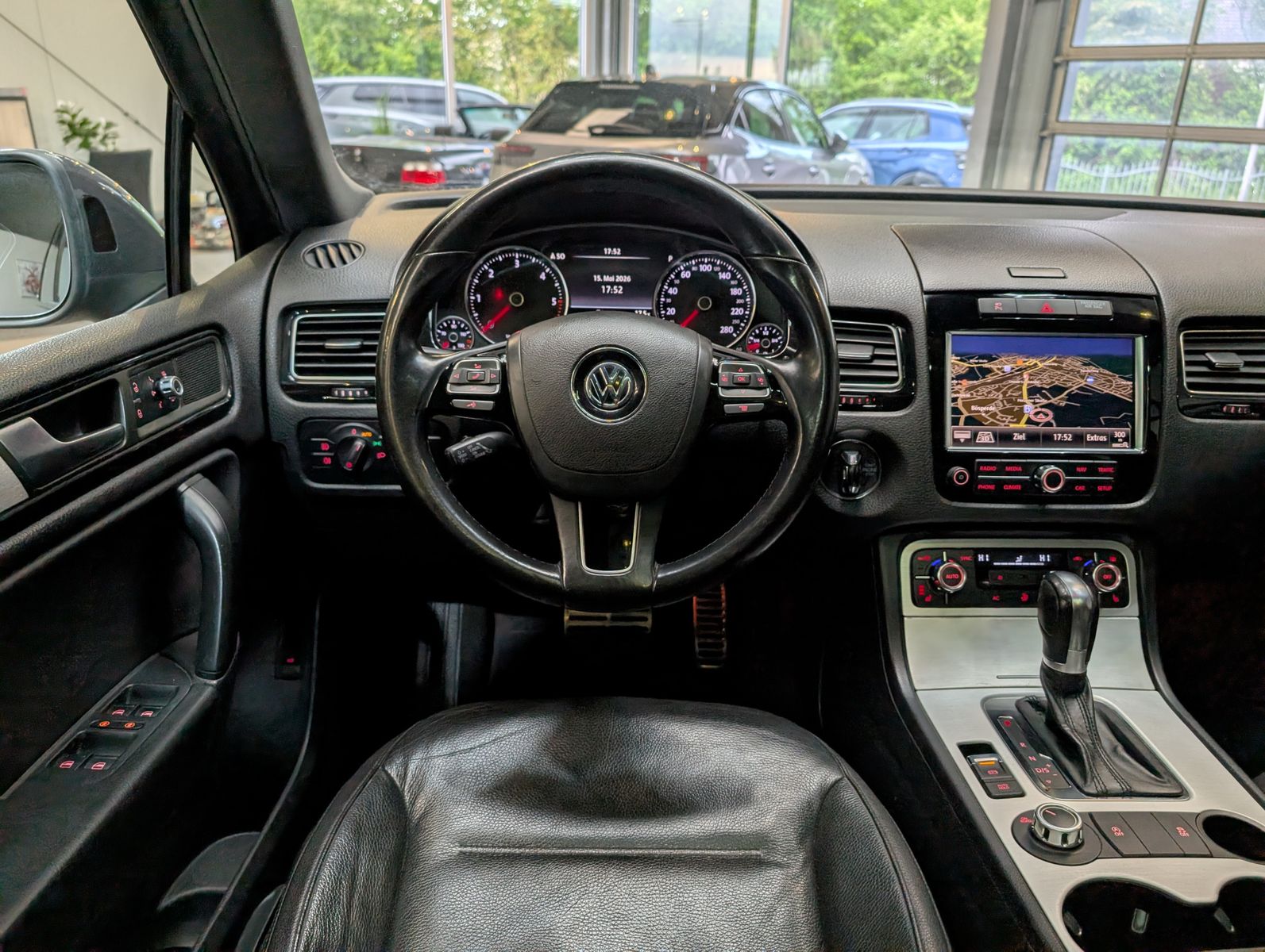 Fahrzeugabbildung Volkswagen Touareg 3.0 TDI BMT StandHzg. Cam Pano ACC AHK