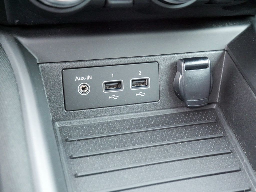 Fahrzeugabbildung Renault ZOE Life R110 Z.E. 50 KLIMA KEYLESS LED