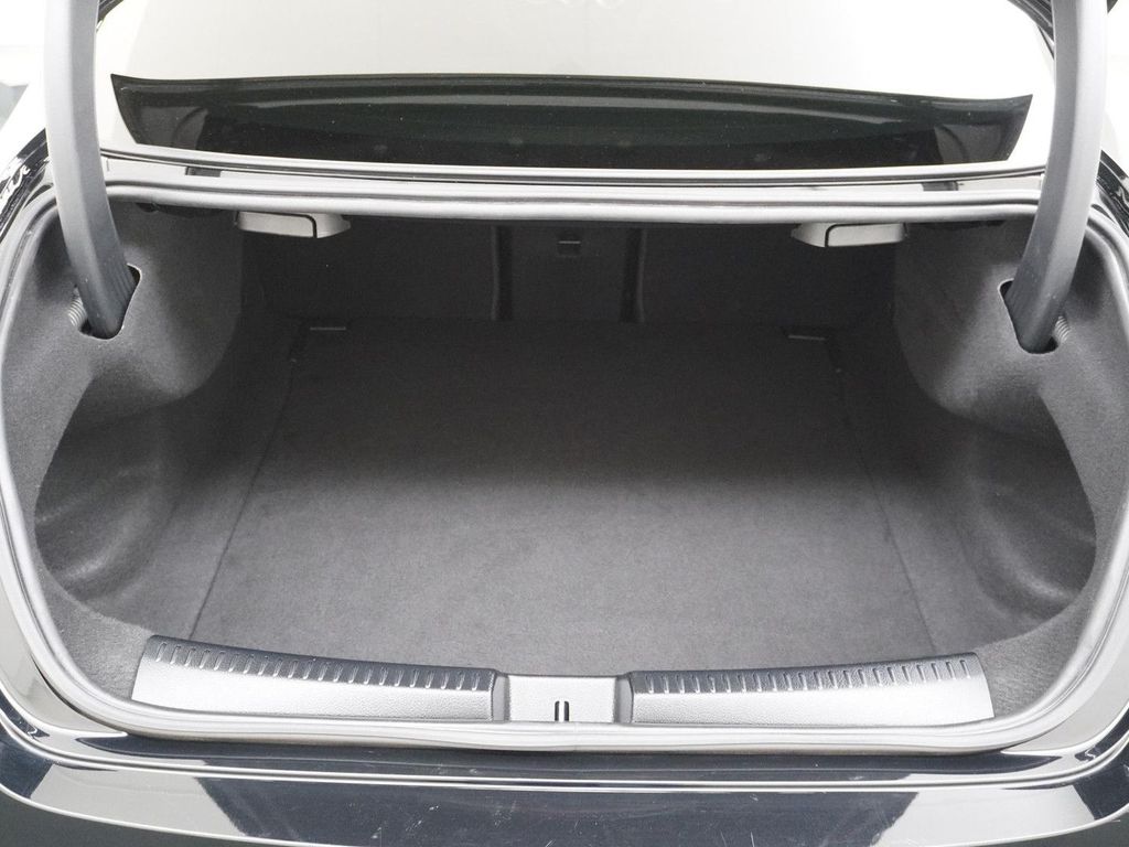 Mercedes-Benz CLA 180 Star Edition AMG Line Nightpakket, Parke