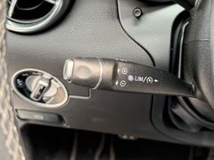 MERCEDES-BENZ SLC 180 Roadster*LED*Navi*SHZ*Airscarf