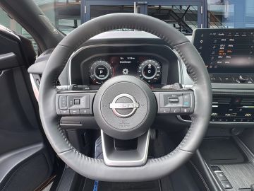 Nissan Qashqai Tekna 4x4*HUD*Pano*Navi*Leder*LED*ACC*
