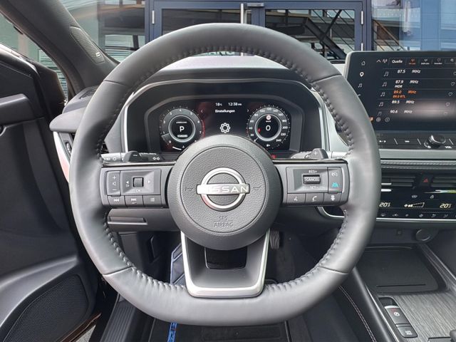 Nissan Qashqai Tekna 4x4*HUD*Pano*Navi*Leder*LED*ACC*