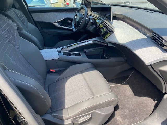 Fahrzeugabbildung Peugeot 3008 GT MHEV 145 e-DSC+Navi+Sitzheizung+Lenkradh