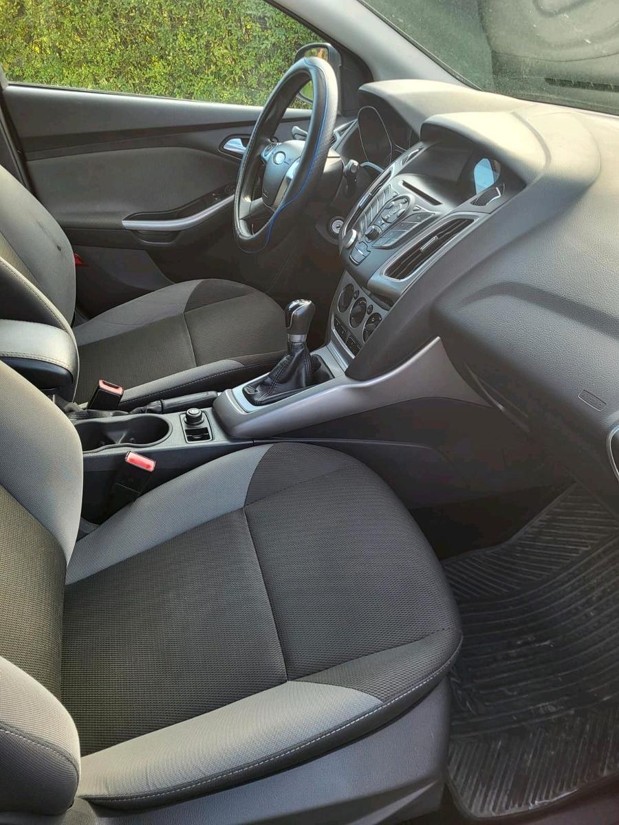 Ford Focus 2013 — photo 6