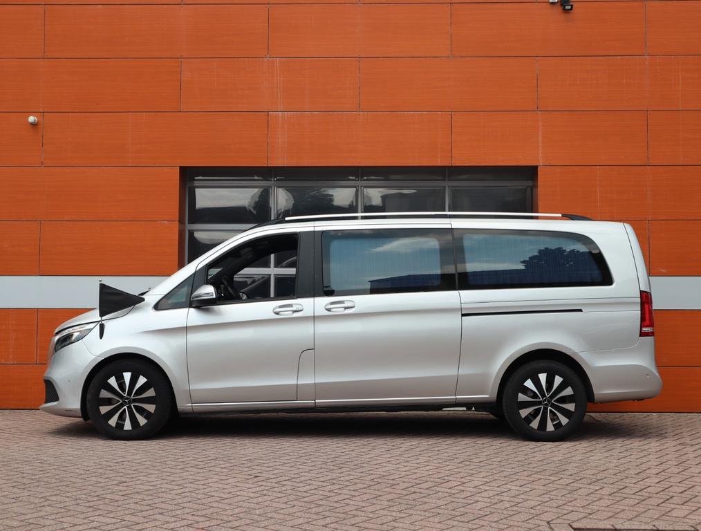 Mercedes-Benz V 220