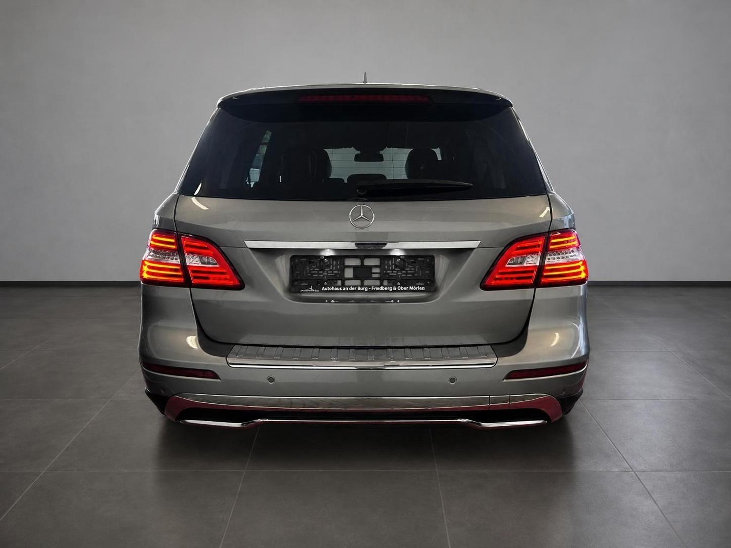 Mercedes-Benz ML 350 /BlueTec-Scheckheft-360°Kamera\