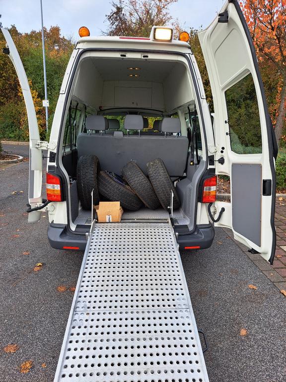 Volkswagen T5 Caravelle