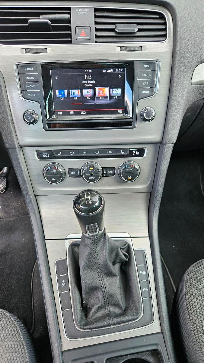 Volkswagen Golf 2014 — engine 105 HP (77kW)