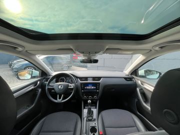 Fahrzeugabbildung SKODA Octavia Combi 1.8 TSI DSG Style Pano LED ACC LHZ