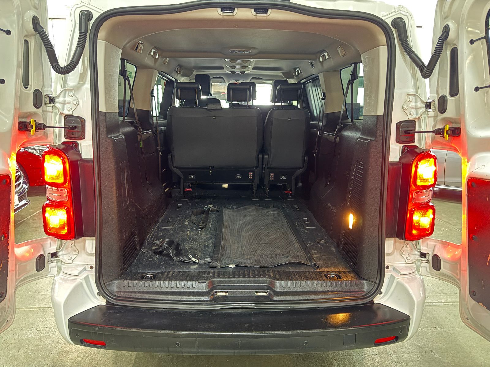 Fahrzeugabbildung Toyota Proace Verso L2 Shuttle Comfort Automatik Voll