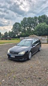 Ford Mondeo ST220 3.0 V6 - Ford Mondeo: 3.0
