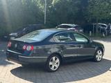 Volkswagen Passat Lim. TÜV+ÖL NEU*LEDER*KLIMA - Volkswagen Passat: Automatik