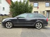 Skoda Octavia 2.0 TDI RS Combi RS - Skoda Octavia aus 2011: RS Combi