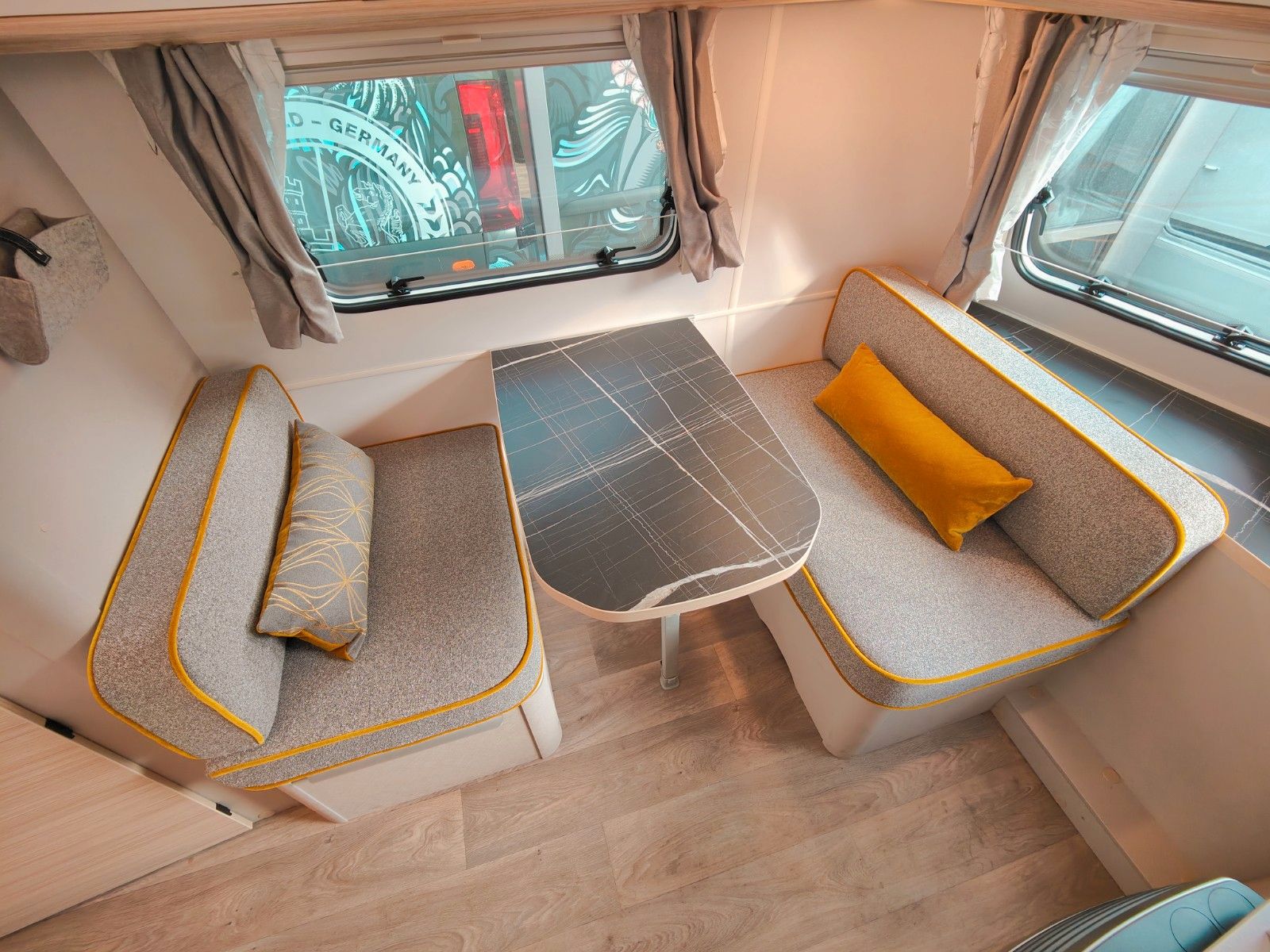 Fahrzeugabbildung HYMER / ERIBA / HYMERCAR Touring 550 Urban - SUMMER-SALE! -
