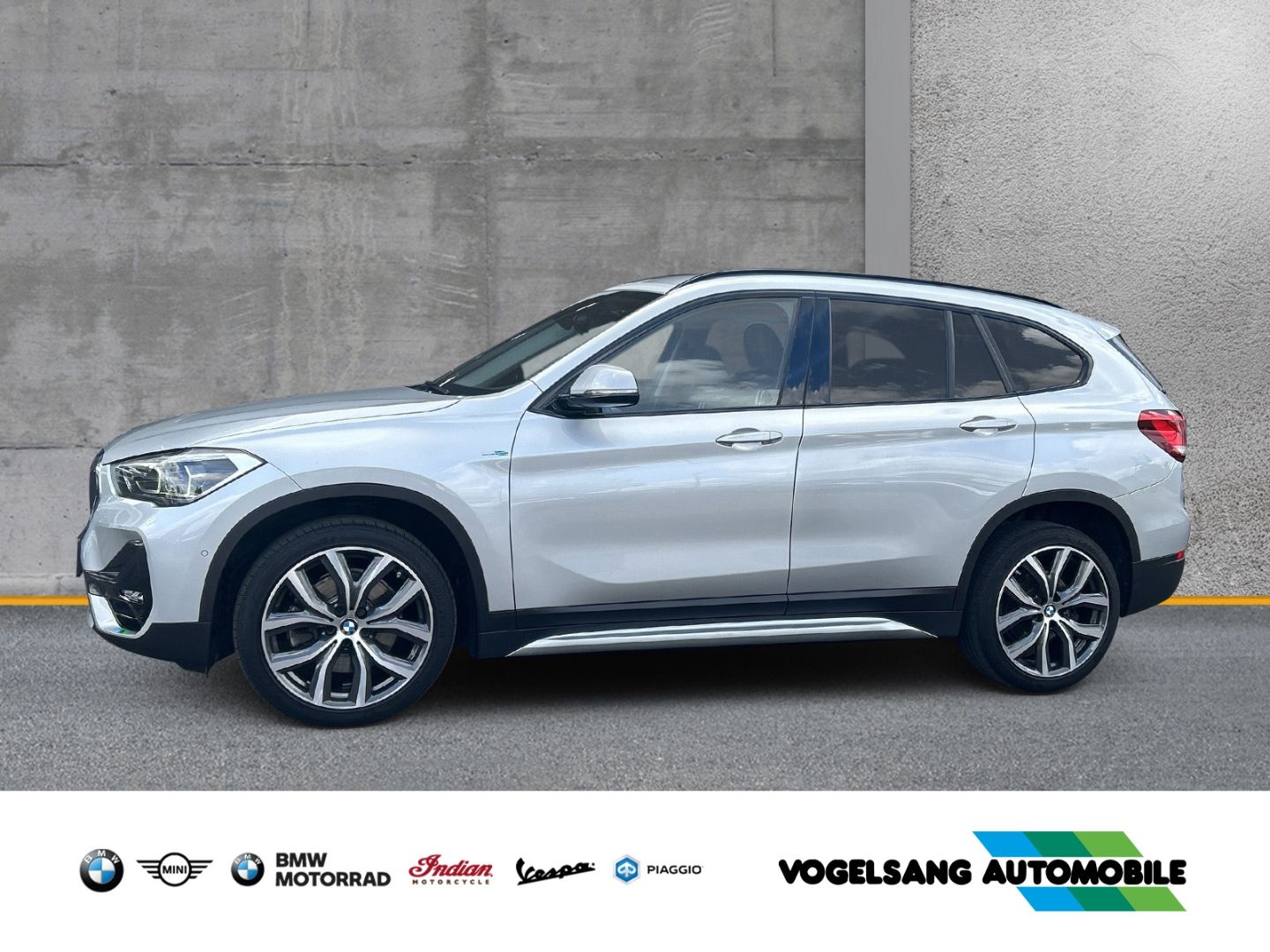 Fahrzeugabbildung BMW X1 20i xDrive,SportLine,AHK,Rückfahrk.,H&KSound,