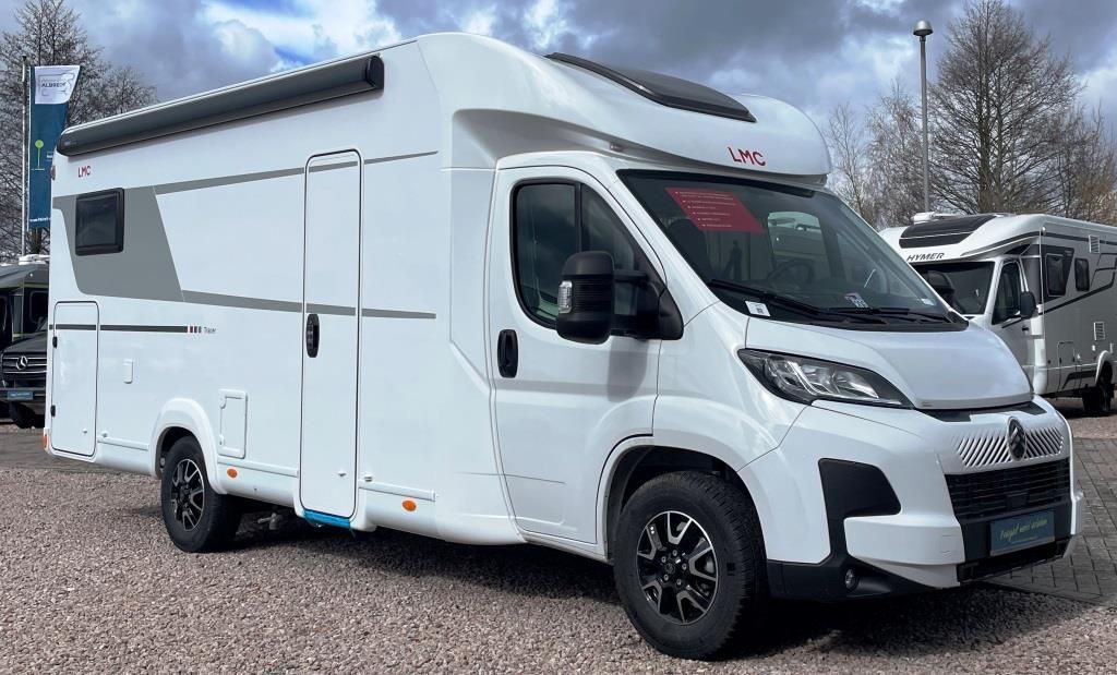 Fahrzeugabbildung LMC Tracer 730 EL Verfüg./Sparen Sie 8.131,- €