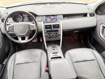 Land-Rover Discovery Sport - 9