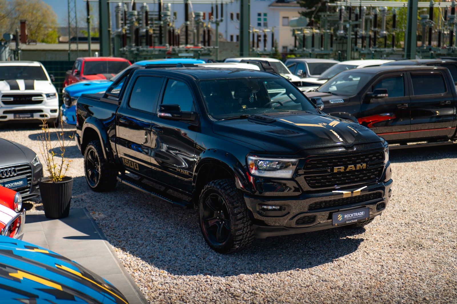 Fahrzeugabbildung Dodge RAM 5.7 V8 GOLD EDITION OFFROAD 4x4 UNFALLFREI