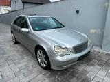 Mercedes-Benz C 320 AVANTGARDE - graue Mercedes-Benz C 320