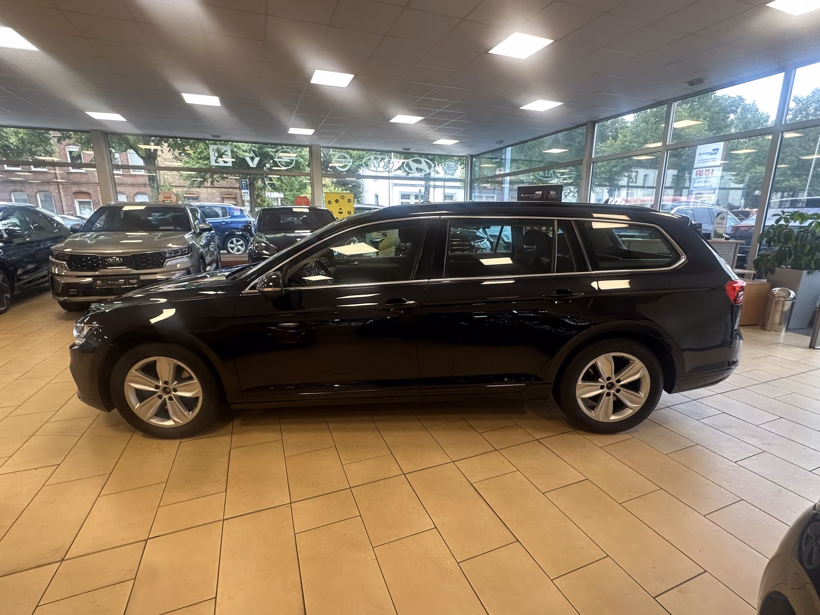 Volkswagen Passat 4Motion*2,0TDI*Pano*ACC*AHK*Massage*1Hand, миниатюра 7