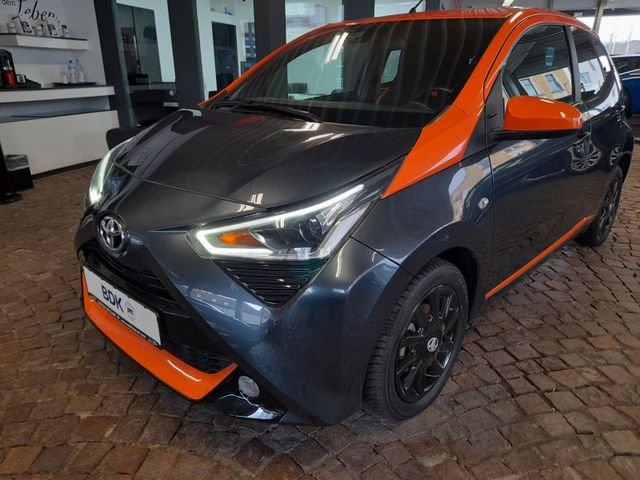 Toyota Aygo AYGO x-JBL