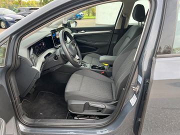 Volkswagen Golf - 10