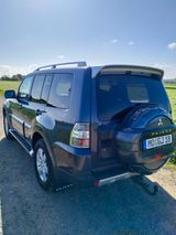 Mitsubishi Pajero 3,2 DI-D Invite Automatik Invite - Mitsubishi Pajero aus 2007 mit Diesel-Antrieb
