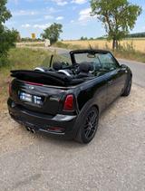 MINI Cooper S Cabrio Cooper S - schwarze MINI Cooper S Cabrio