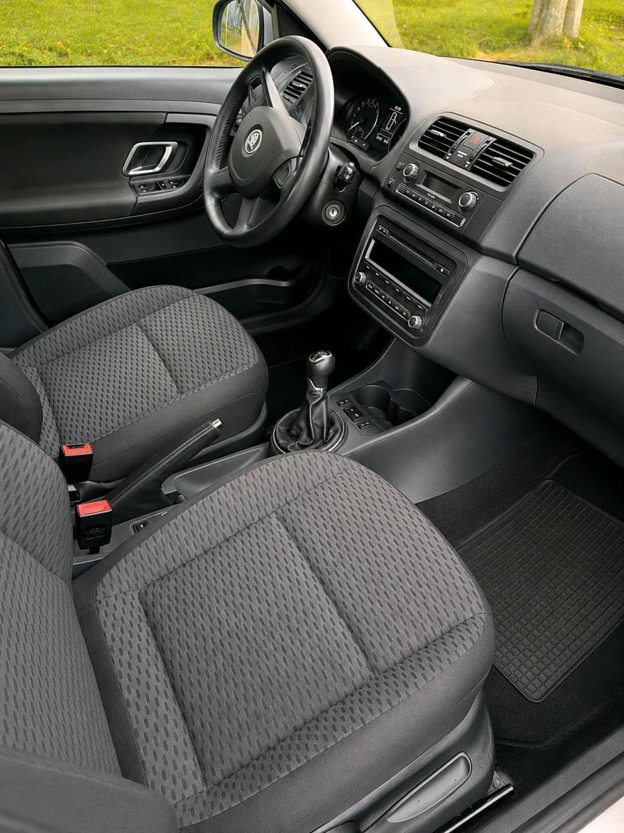 Skoda Roomster 2015 — photo 5