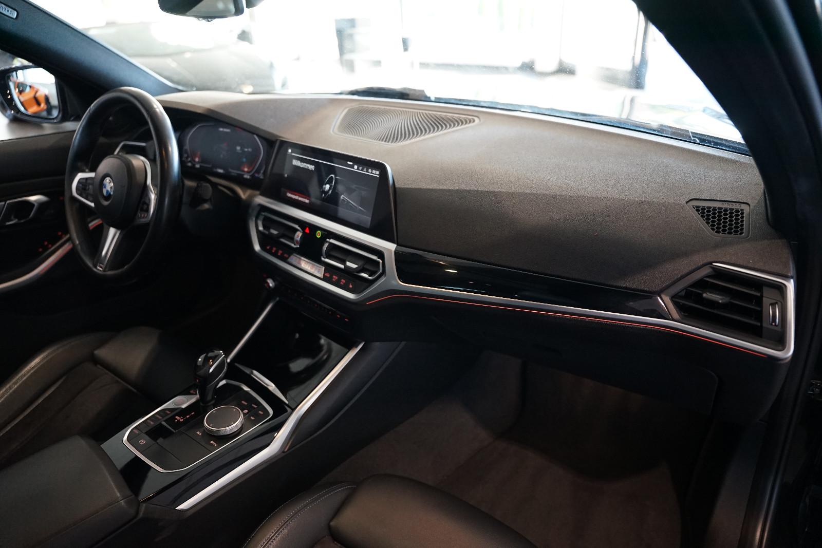 BMW M340i Touring xDrive | Laser | Pano | HuD | 19