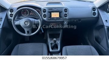 Volkswagen Tiguan - 12